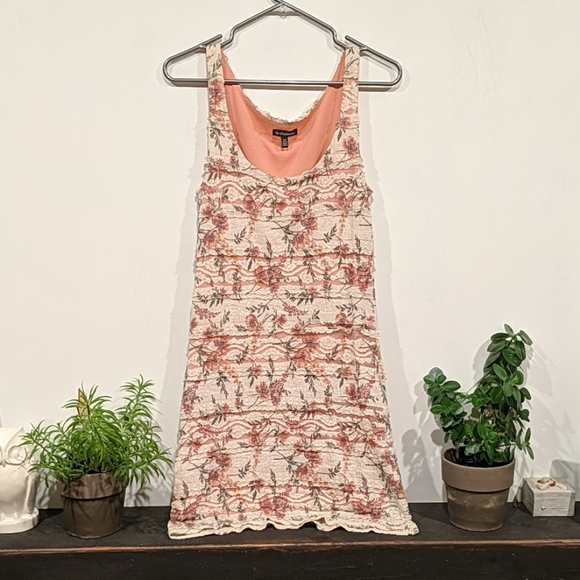 Le Chateau dress - Picture 1 of 5